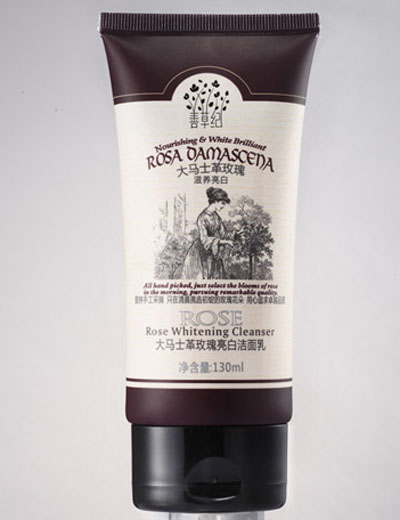 大馬士革玫瑰亮白潔面乳（130ml ）